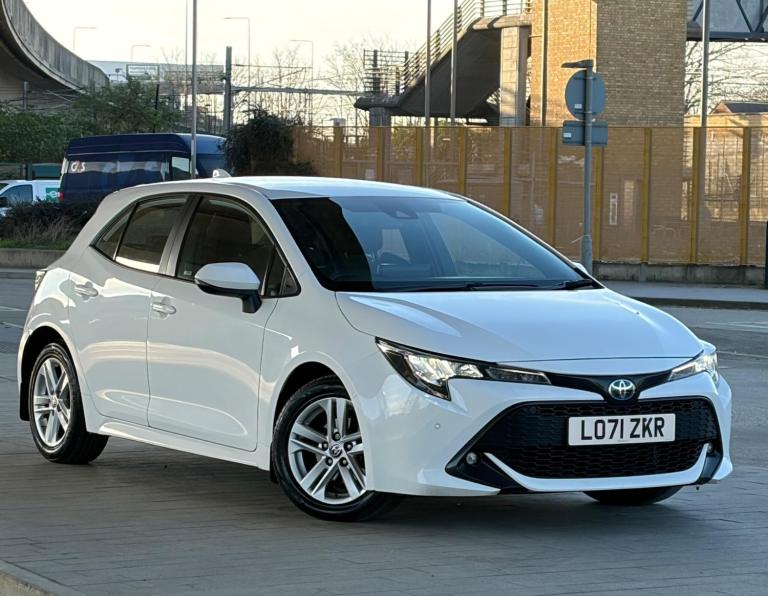 2022 Toyota Corolla 1.8 VVT-h GPF Icon Tech Hatchback 5dr Petrol Hybrid CVT Euro 6 (s/s) (122 p H...