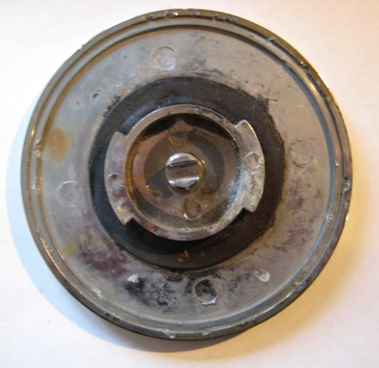 Rover P6 blanking plate for boot-top spare wheel mount and maintenance manual