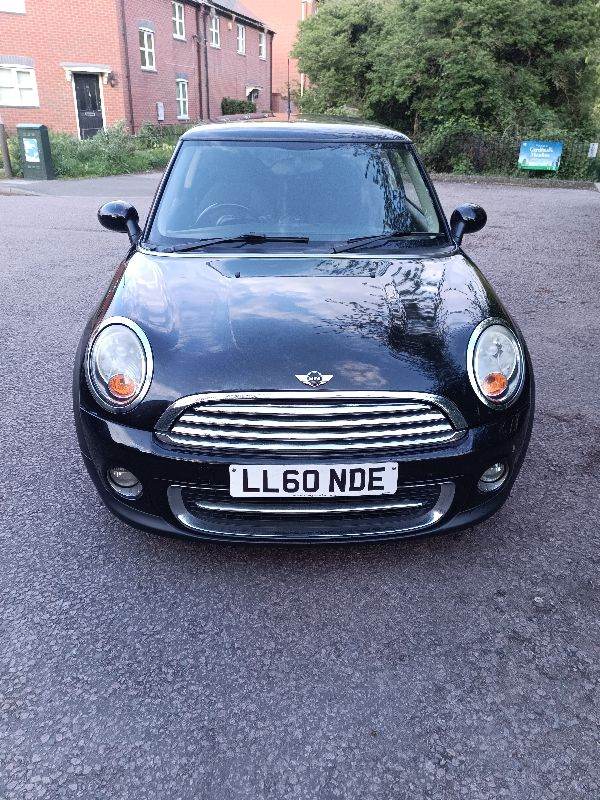 *Reduced price..Mini, HATCHBACK, Hatchback, 2010, Semi-Auto, 1598 (cc), 3 doors
