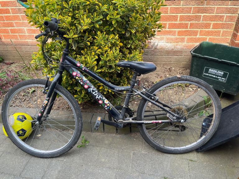 Girls bike 