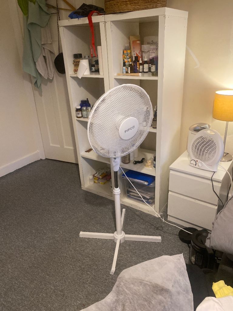  Fan – Good Condition