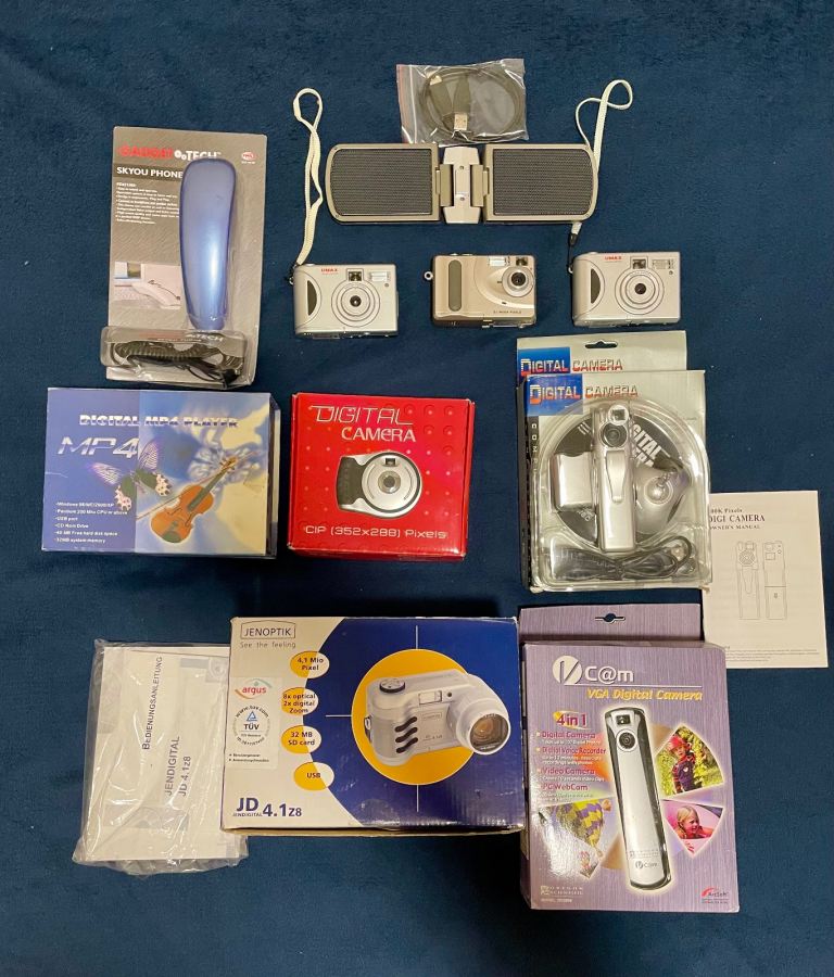 image for Job lot Vintage Digital Camera 