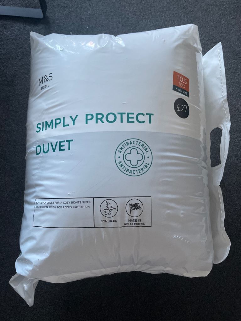 M&S Marks & Spencer Antibacterial 10.5 Tog King Size Duvet