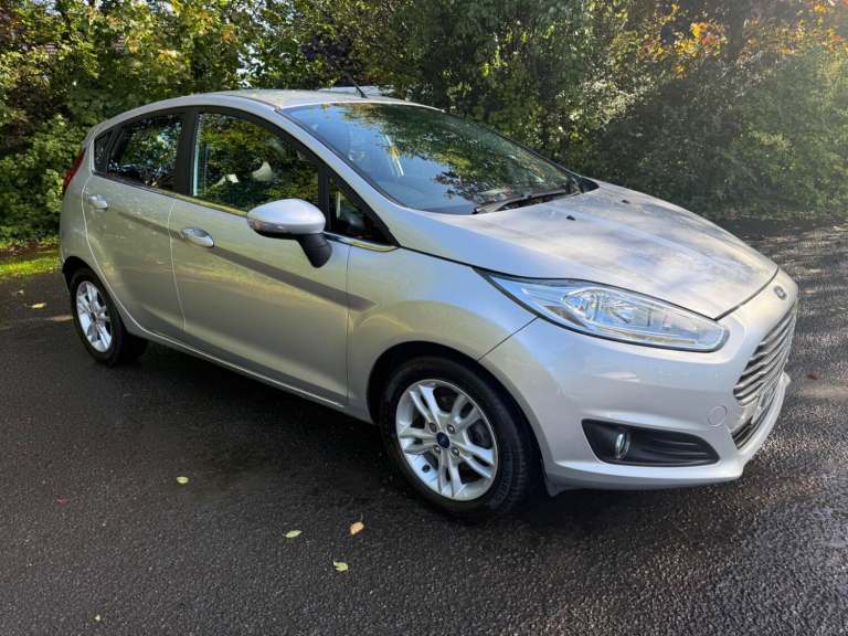 2015 Ford Fiesta 1.25 82 Zetec 5dr HATCHBACK PETROL Manual