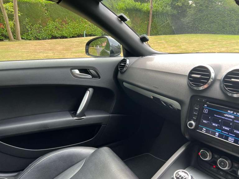 AUDI TT 2.0 TFSI S line 2013