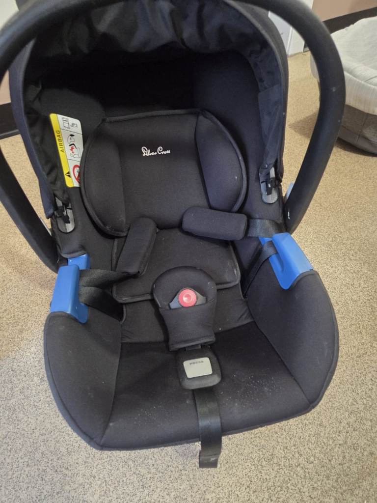 image for Car seat and isofix 
