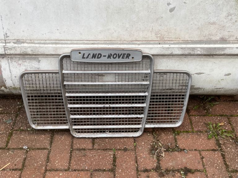 Series 3 Land Rover grill