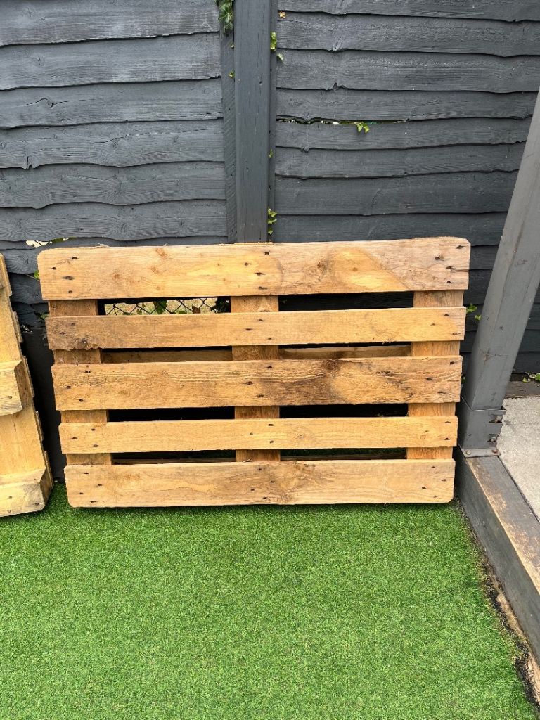 4 Wooden Pallets for free