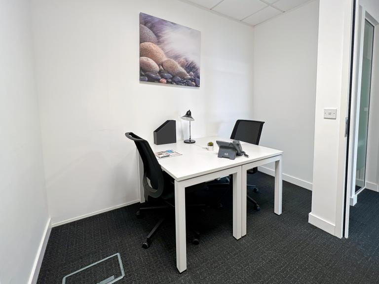 Leicester - LE191SY \ Day Office - Private Office When You Need It
