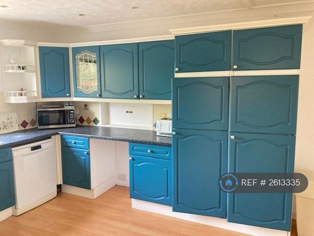 6 bedroom house in Oakwood Road, Southampton, SO53 (6 bed) (#2613335)