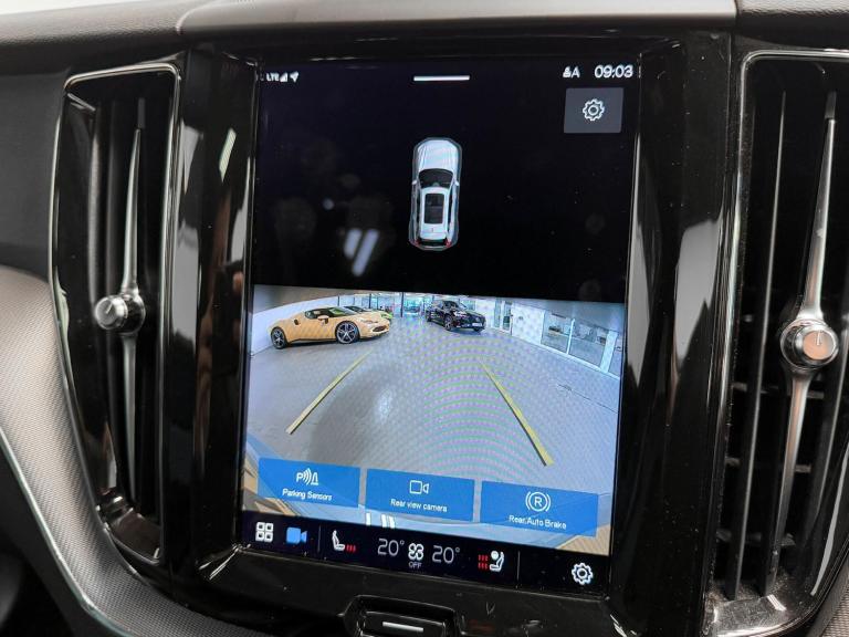 2021 Volvo XC60 R-Design Pro T8 AWD (390 hp) Auto ESTATE Petrol/Electric Hybrid Automatic