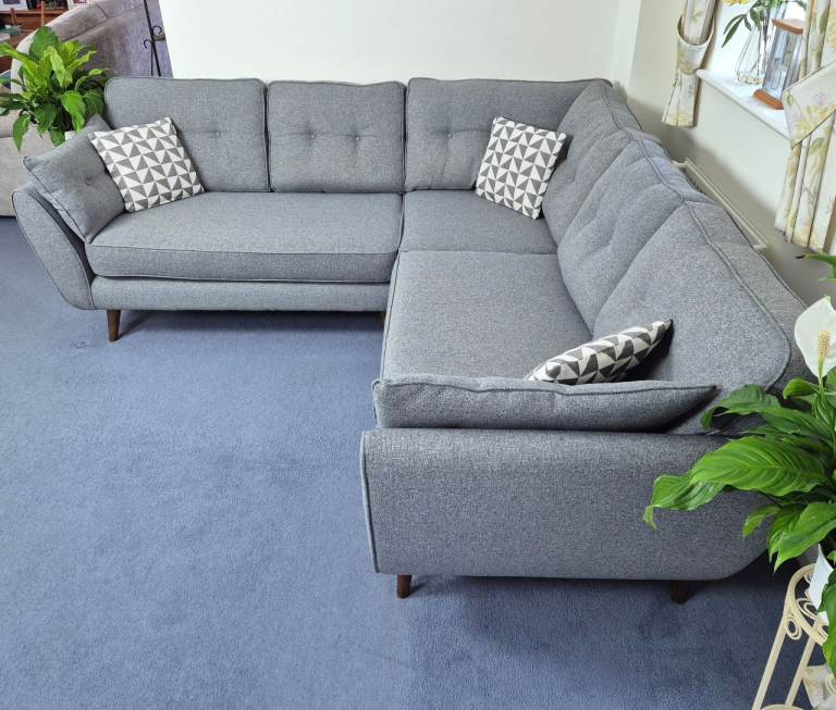 DFS French Connection Zinc 2 Piece 2 Arm Corner Sofa in Grey RRP £1839 *FREE LOCAL DELIVERY*