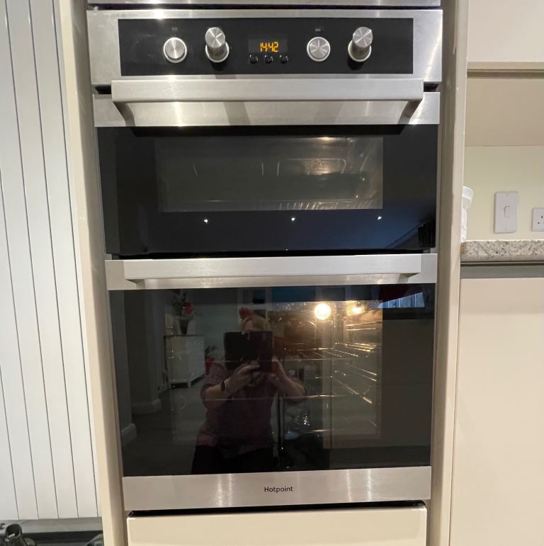 Hotpoint built in electric double oven