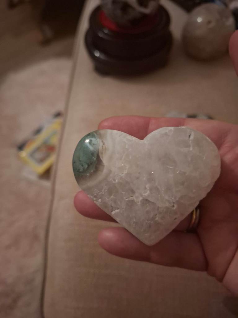 Cyrstal hearts 4 of them great condtion 