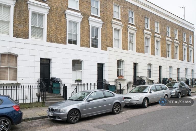 1 bedroom flat in Packington St, London, N1 (1 bed) (#3044815)
