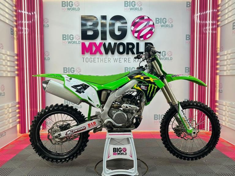Kawasaki KXF 250 2022 - Only 35Hrs - New Graphics - Stock & Prepped