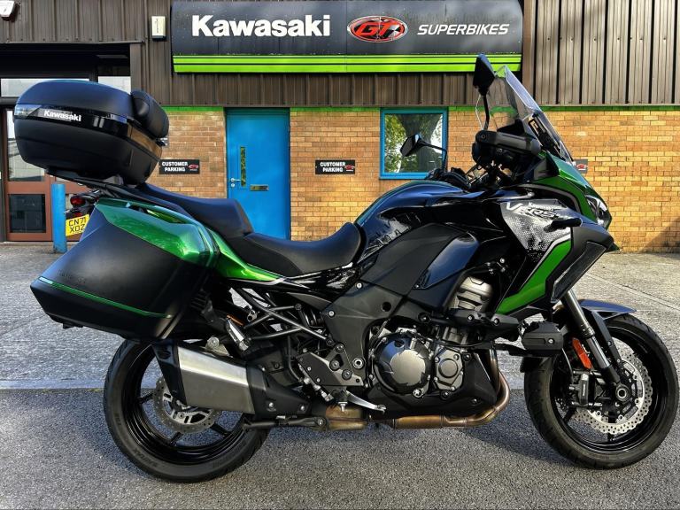 2022 Kawasaki MOTORCYCLE KLZ 1000 DNSNN VERSYS 1000 SE GT Green