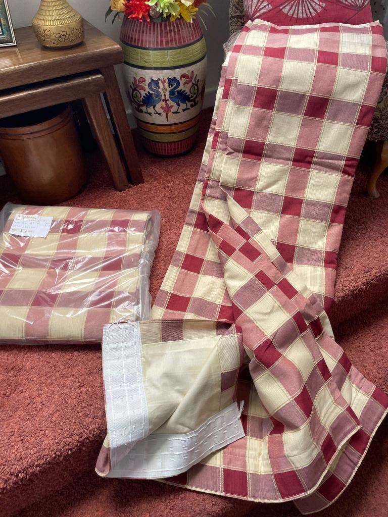 Burgundy and cream  lined curtains 