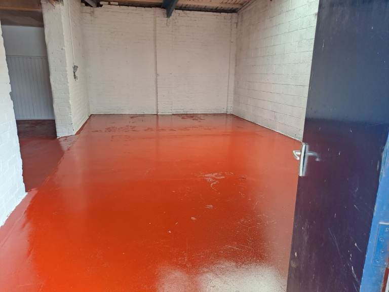 1000 SQ FT UNIT – NO DEPOSIT – £230/WEEK – DUDLEY (DY4) 🚨  Ready Now | First Come, First Served