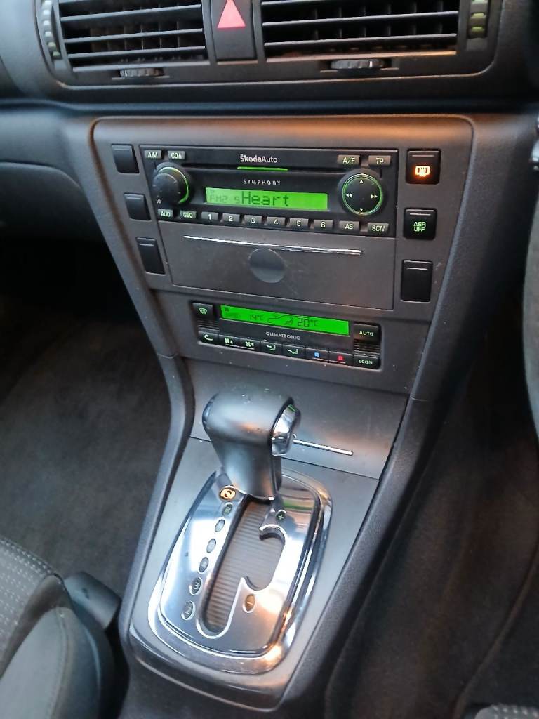 Skoda superb 1.9tdi pd130 Automatic mot till june 2026