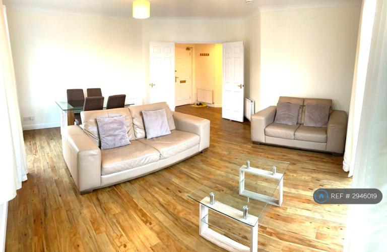 2 bedroom flat in Great Western Road, Aberdeen, AB10 (2 bed) (#2946019)