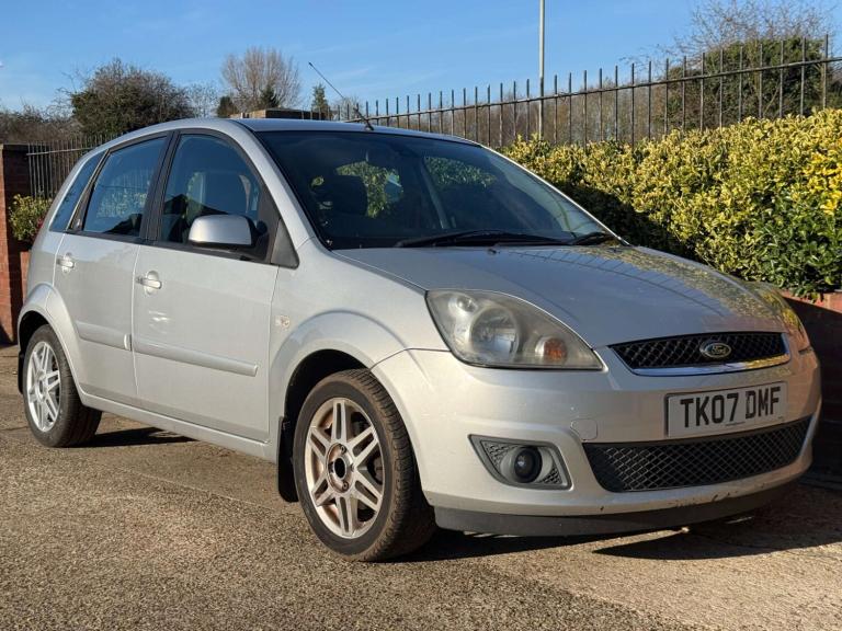 2007 Ford Fiesta 1.4 Fiesta Ghia 5dr Hatchback Petrol Manual