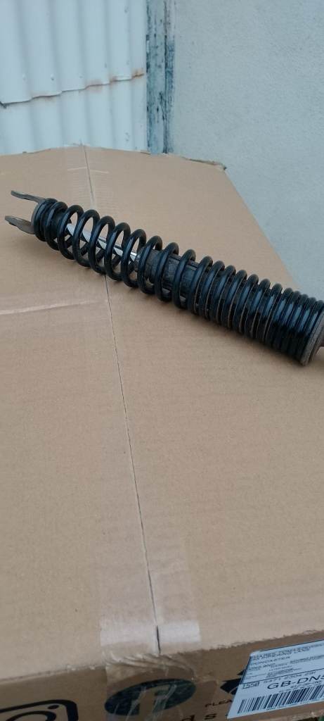 Shock absorber rear Honda pcx used 