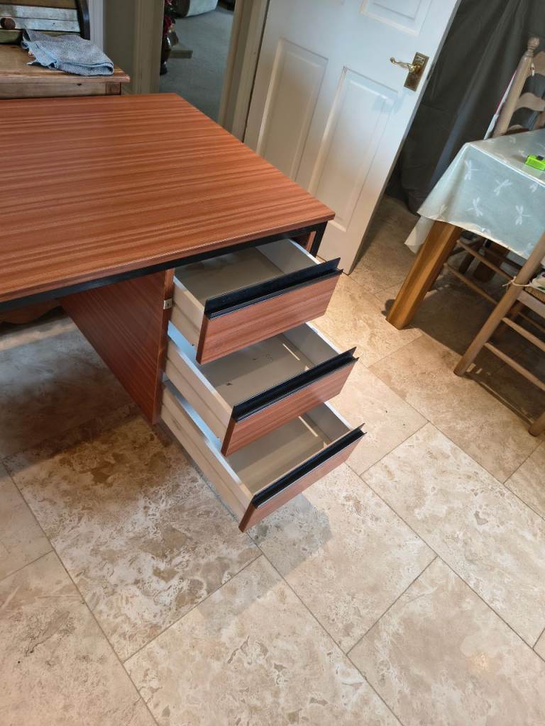Home/office desk. FREE TO COLLECTOR 