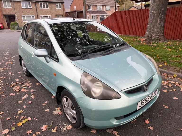 Honda JAZZ 1.4 petrol AUTOMATIC no offers reliable car