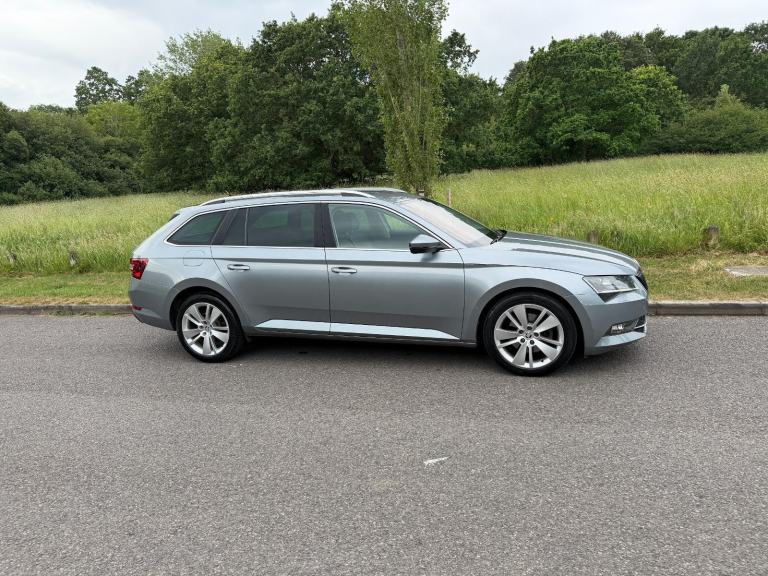 Skoda Superb 2.0 TDI SE L Executive Automatic 4WD Euro 6 5dr DIESEL 2016/16