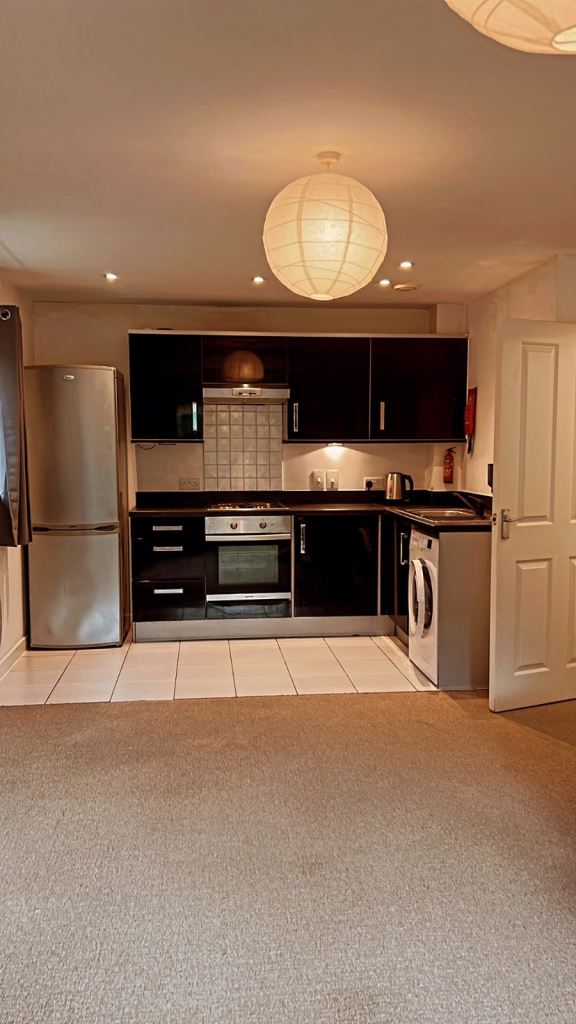 Two Bedroom flat for sale Stanwell, Staines
