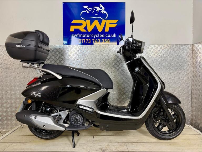 SYM FUGUE 125, BRAND NEW, VARIOUS COLOURS, LEARNER LEGAL, COMES WITH TOP BOX, 
