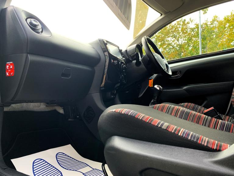 2020 Citroen C1 1.0 VTi 72 FLAIR 5 DOOR AMAZING SPEC GREAT STARTER CAR CHEAP INSURANCE !!! HATCHB...