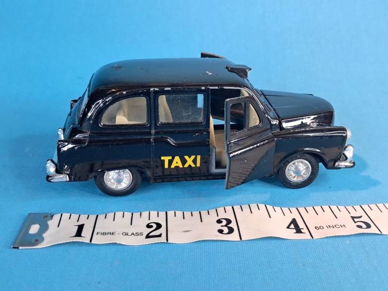 Vintage Welly London Taxi Cab Black Model  Vintage Collectable.