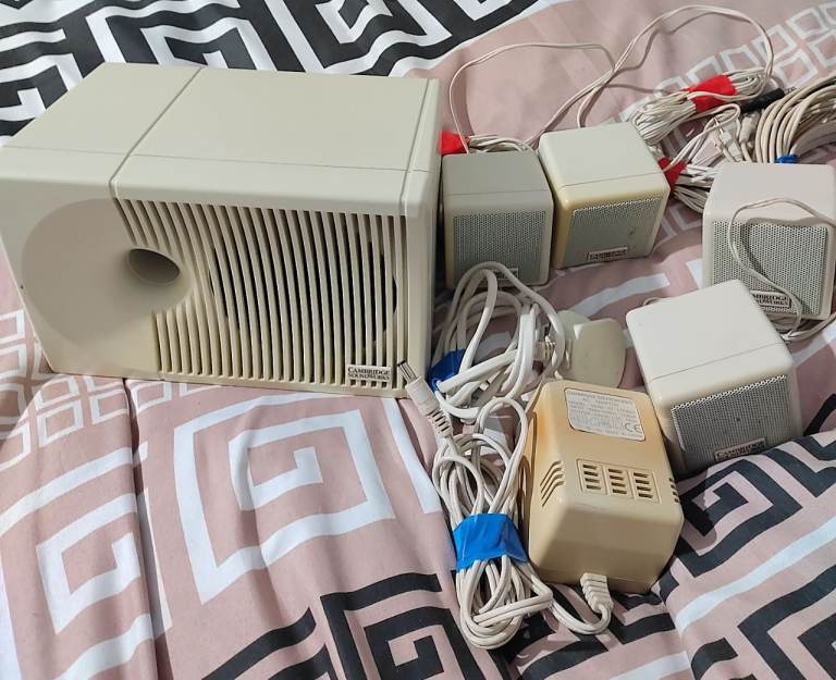 image for Cambridge Soundworks 4 PointSurround Speaker System