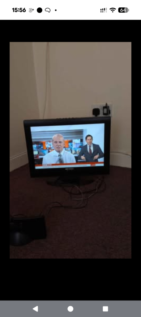 19" TV HD ready, Remote+ HDMI cable + SCART cable