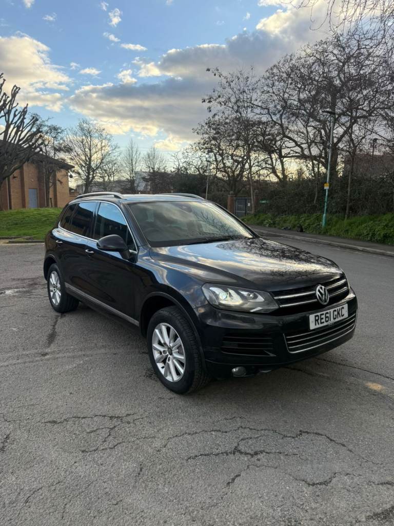 Volkswagen, TOUAREG, Estate, 2011, Semi-Auto, 2967 (cc), 5 doors