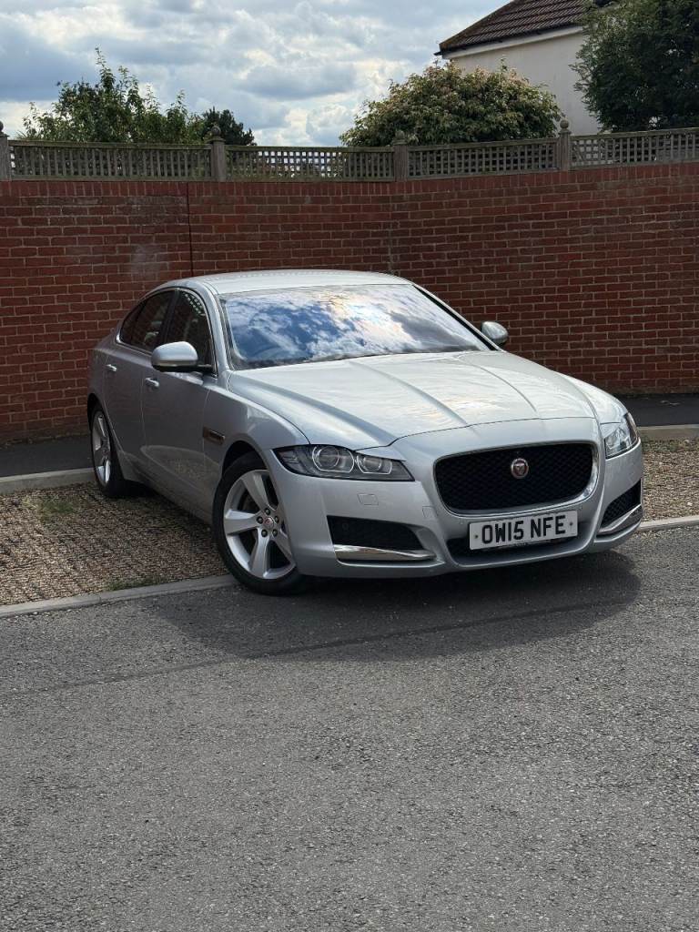 Jaguar, XF, Saloon, 2015, Manual, 1999 (cc), 4 doors - NEW TIMING CHAIN
