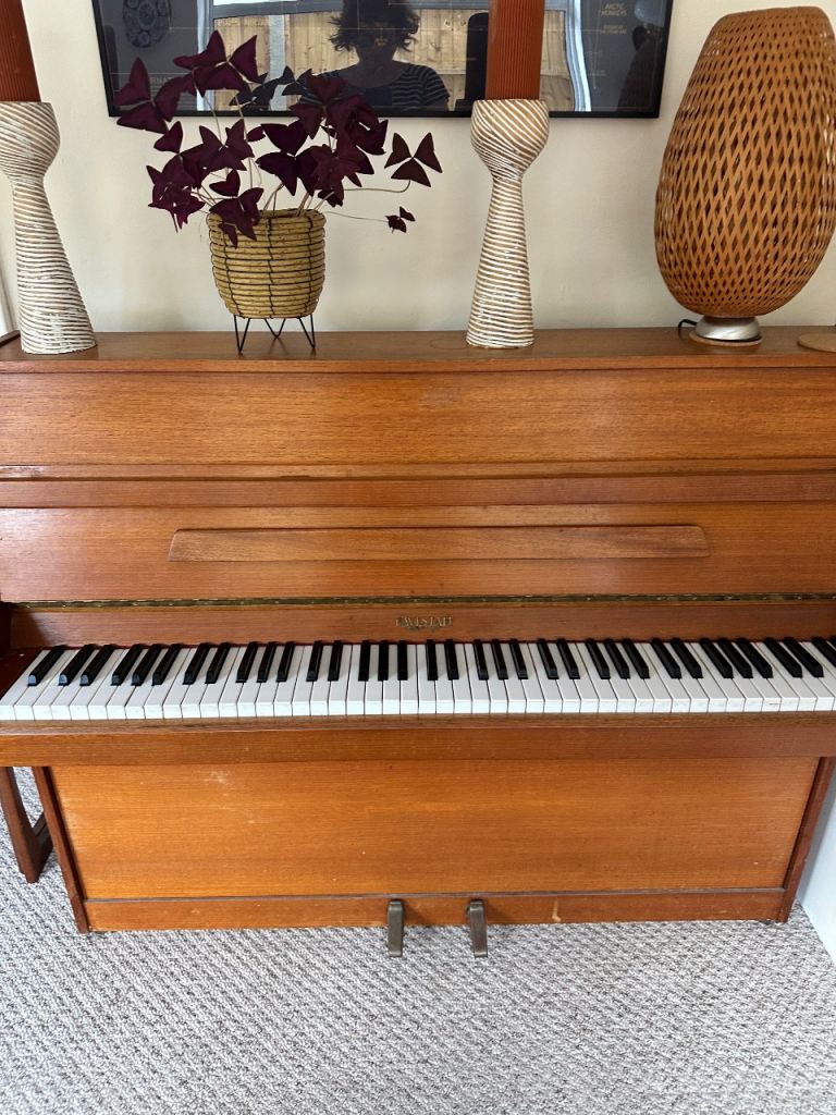 Eavestaff Upright Piano – FREE, Good Condition