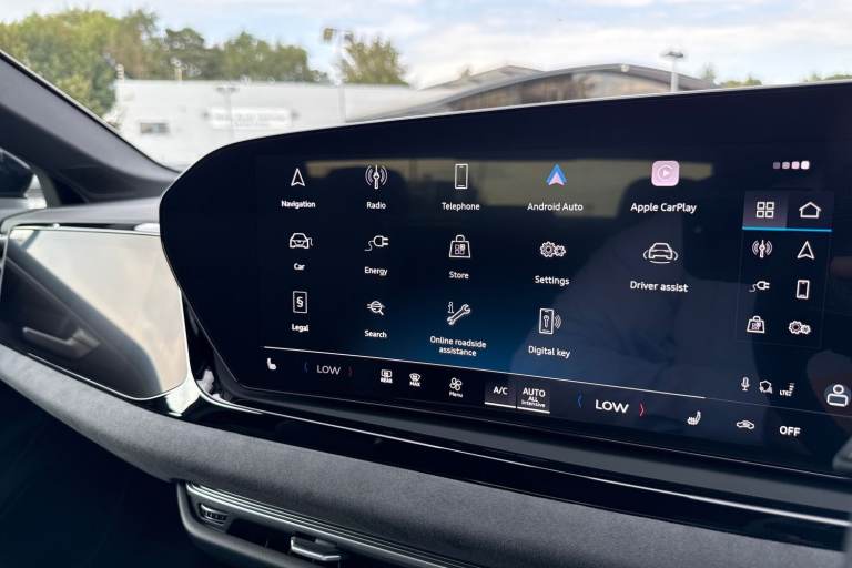 2025 Audi A6 Saloon 2.0 e-hybrid 25.9kWh Launch Edition S Tronic quattro Euro 6 (s/s) 4dr Saloon ...