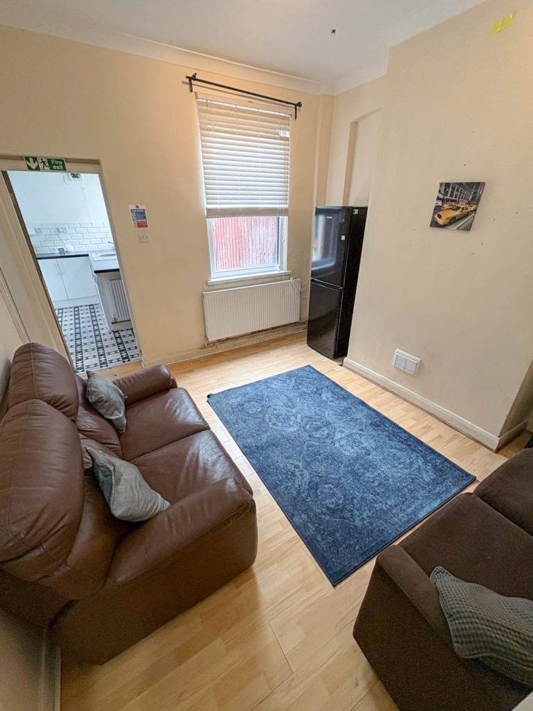 5 Bed Townhouse for 4 or 5 Students – Salford
