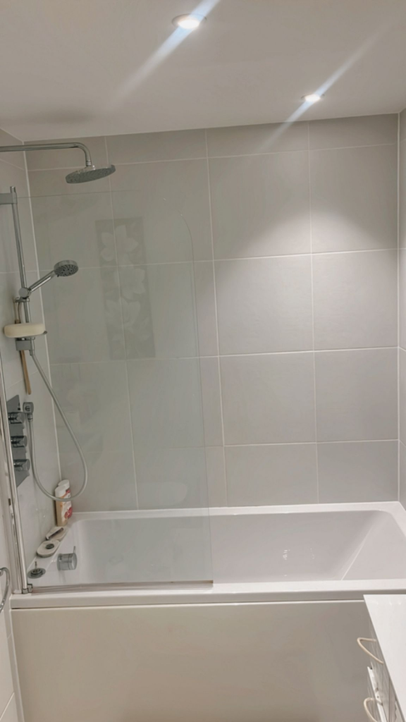 Spacious and Cosy Double Room for Rent in - SS14 3TZ