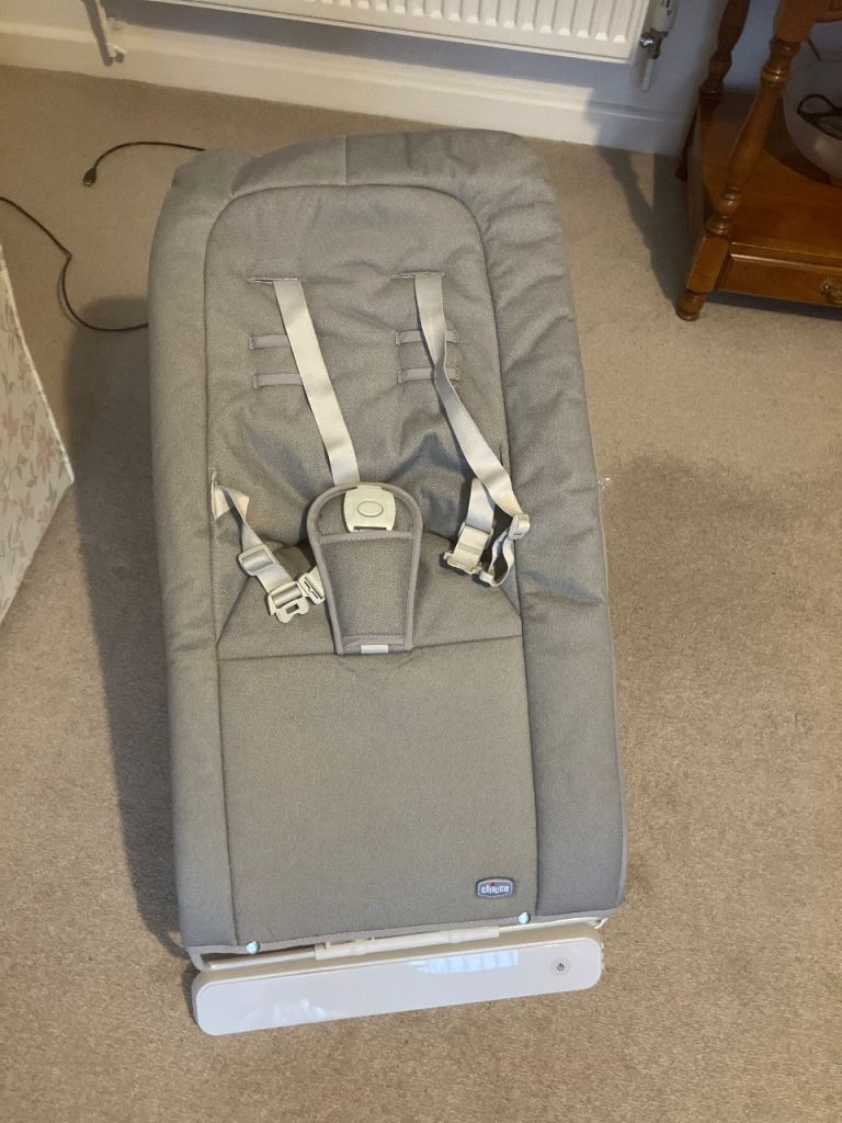 New Baby bouncer - Chicco Rhythm N Sound.