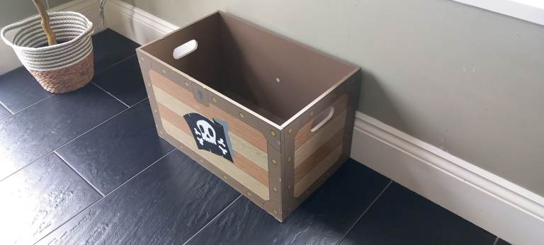 Reduced - Pirate storage box