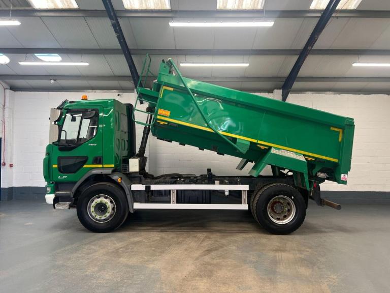 2018 DAF TRUCKS LF LF 280 FA 18T Wilcox Tipper NA DIESEL Automatic