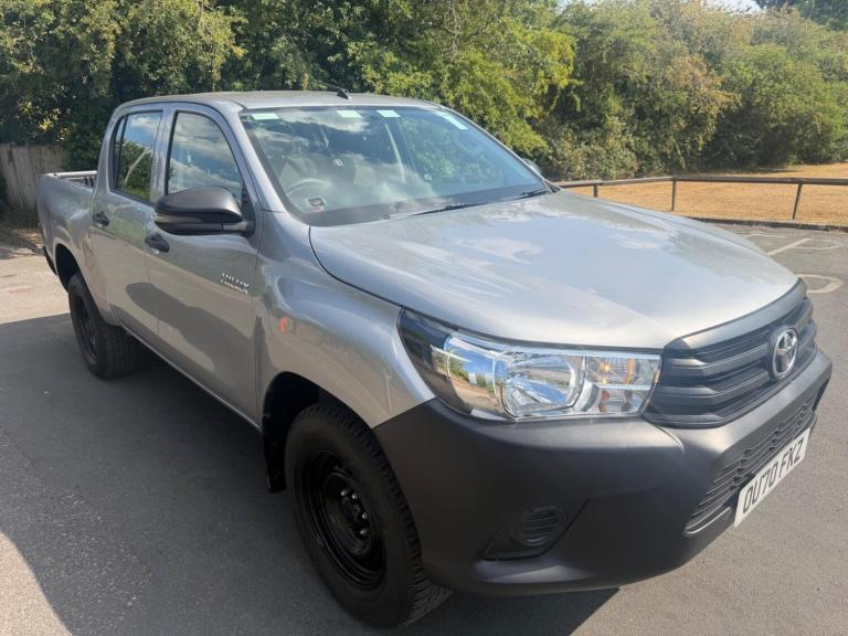 Toyota Hilux 2.4 D-4D Active 4WD Euro 6 (s/s) 4dr Diesel Manual