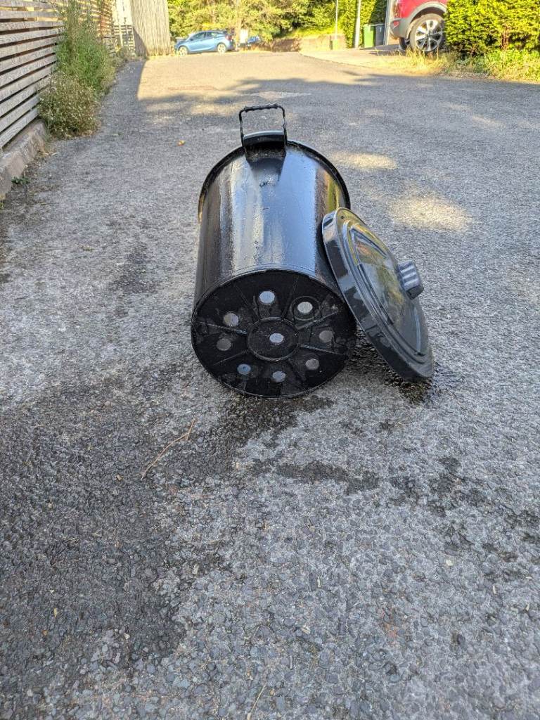 Black Garden Composter Bin with Lid