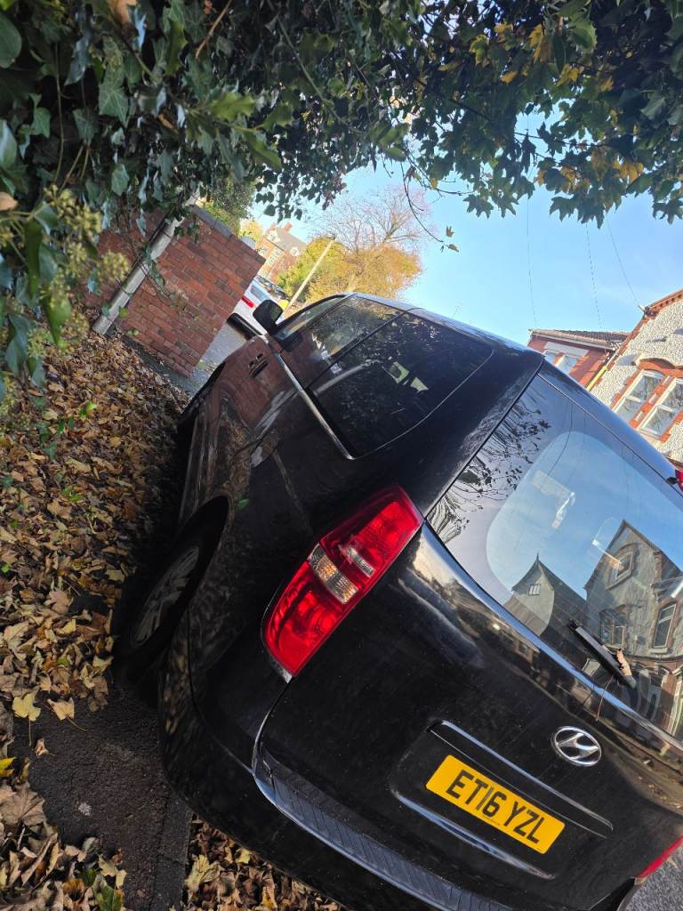 Hyundai, I800, MPV, 2016, Other, 2497 (cc), 5 doors