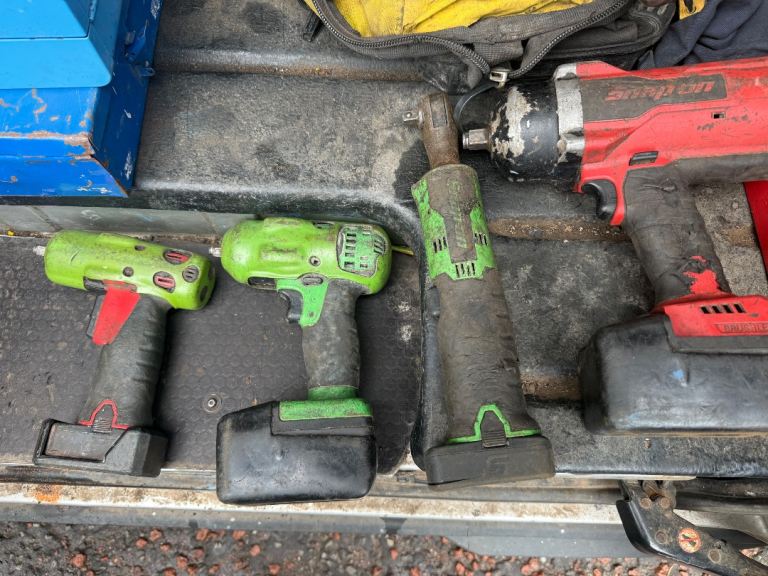 Snap-on Power Tool Set – 4 Tools with Charger