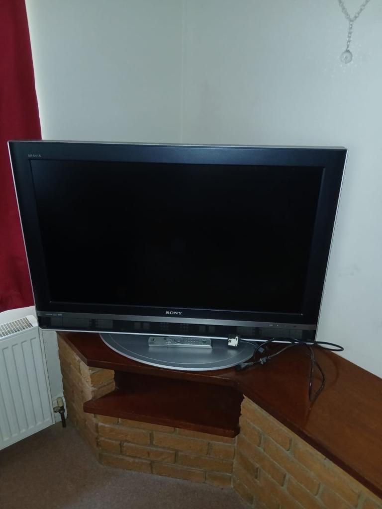 Sony Bravia 40 inch tv 
